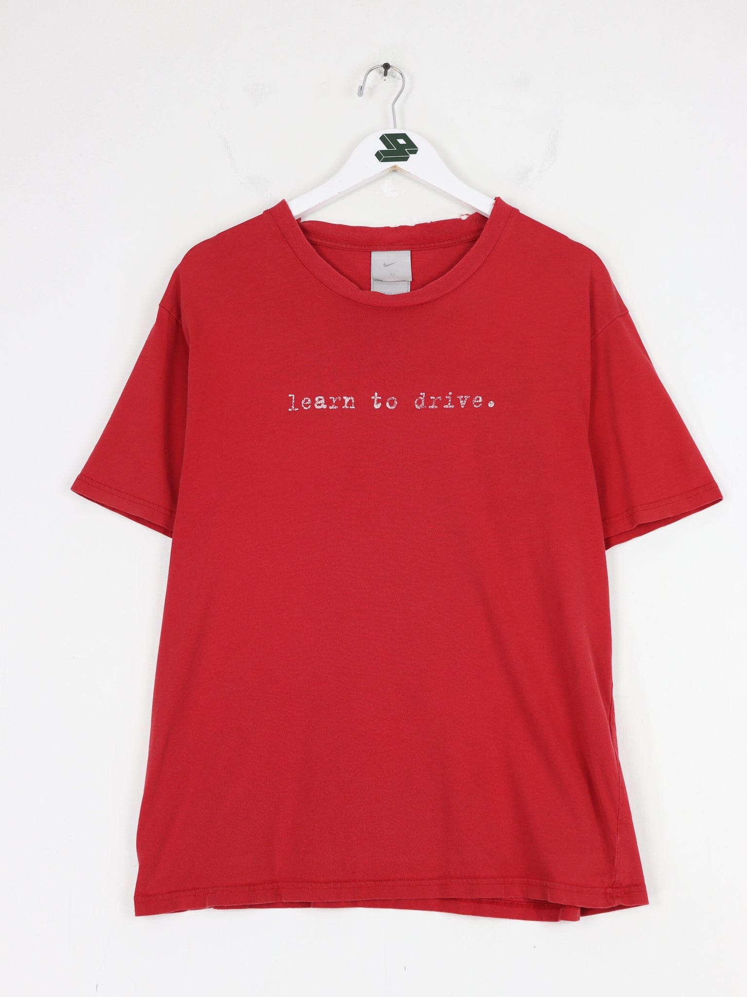 Vintage Nike T Shirt Fits Men's Medium Red Y2K Athletic Basketball