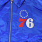 Vintage Y2K DEADSTOCK Philadelphia 76ers NBA Hardwood Classics Basketball Snap On Button Satin Jacket Mens 56 Men's 2XL