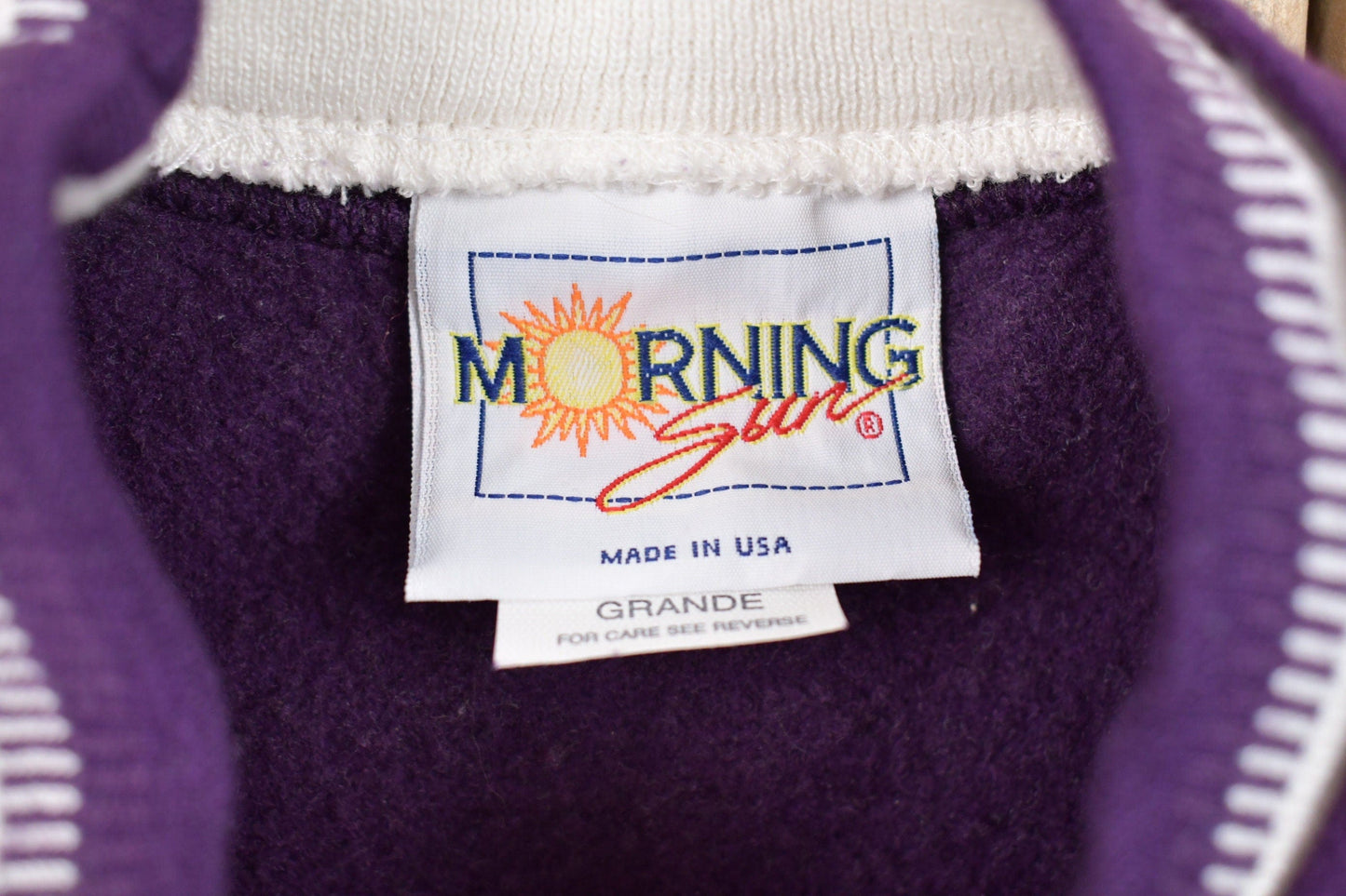 Vintage 1990s Morning Sun Cute Bird Crewneck Sweatshirt Men's Large