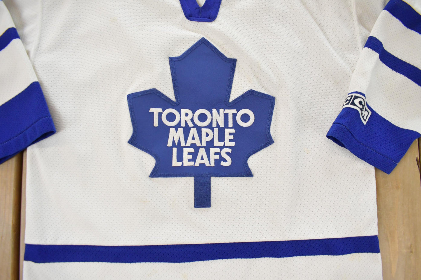 Vintage 2000s Toronto Maple Leafs NHL Hockey Jersey Youth L-XL