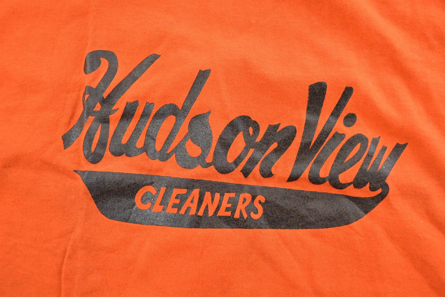 Vintage 1980s Hudson View Cleaners Graphic T Shirt Mens L