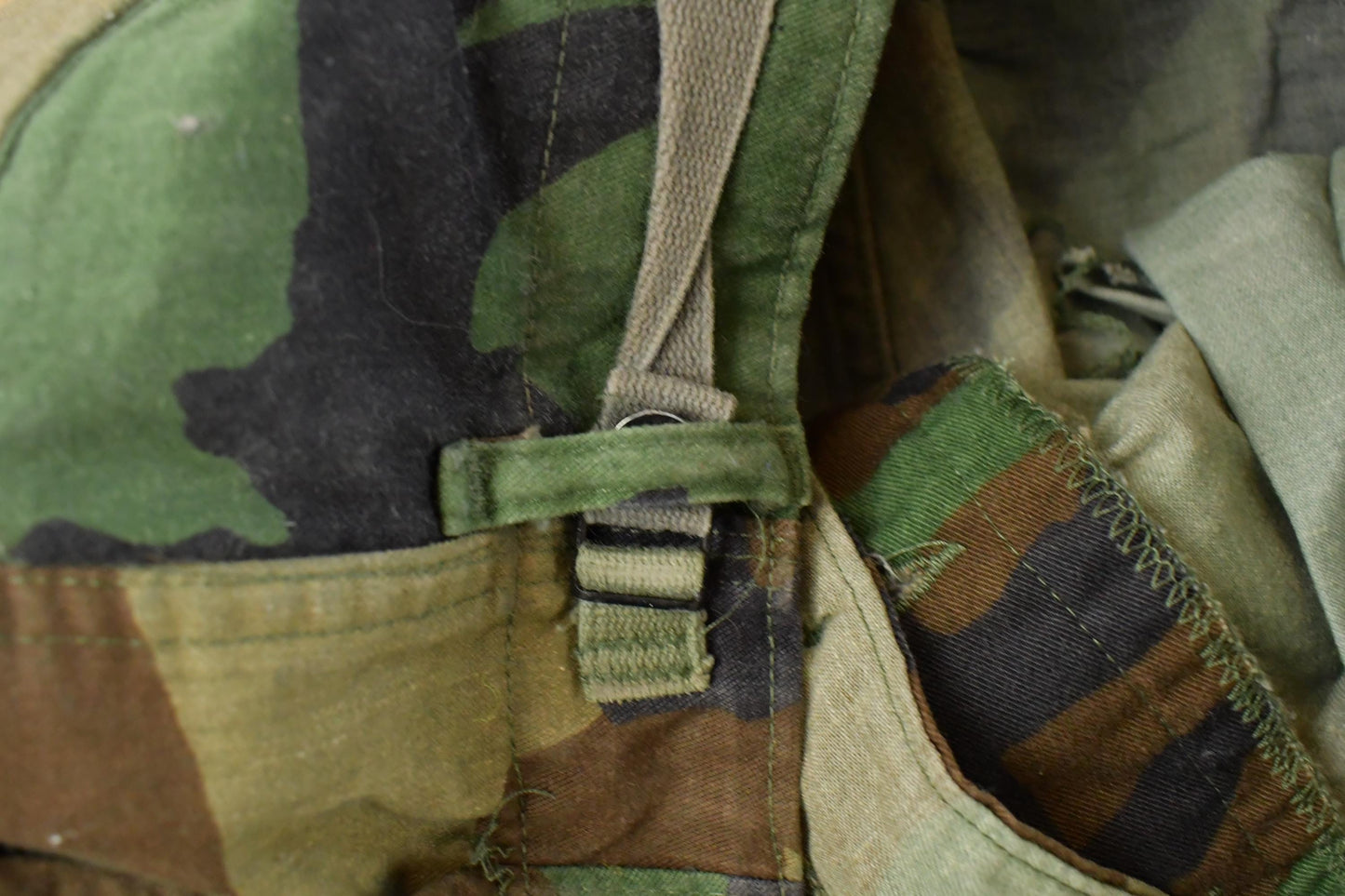Vintage 2000s Army Military Woodland Camo Cargo Pants Men's Medium