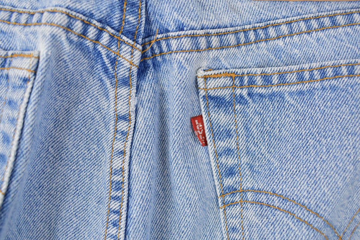 Vintage 1990s Levi's 561 Loose Straight Fit Denim Jeans Women's 35 x 31