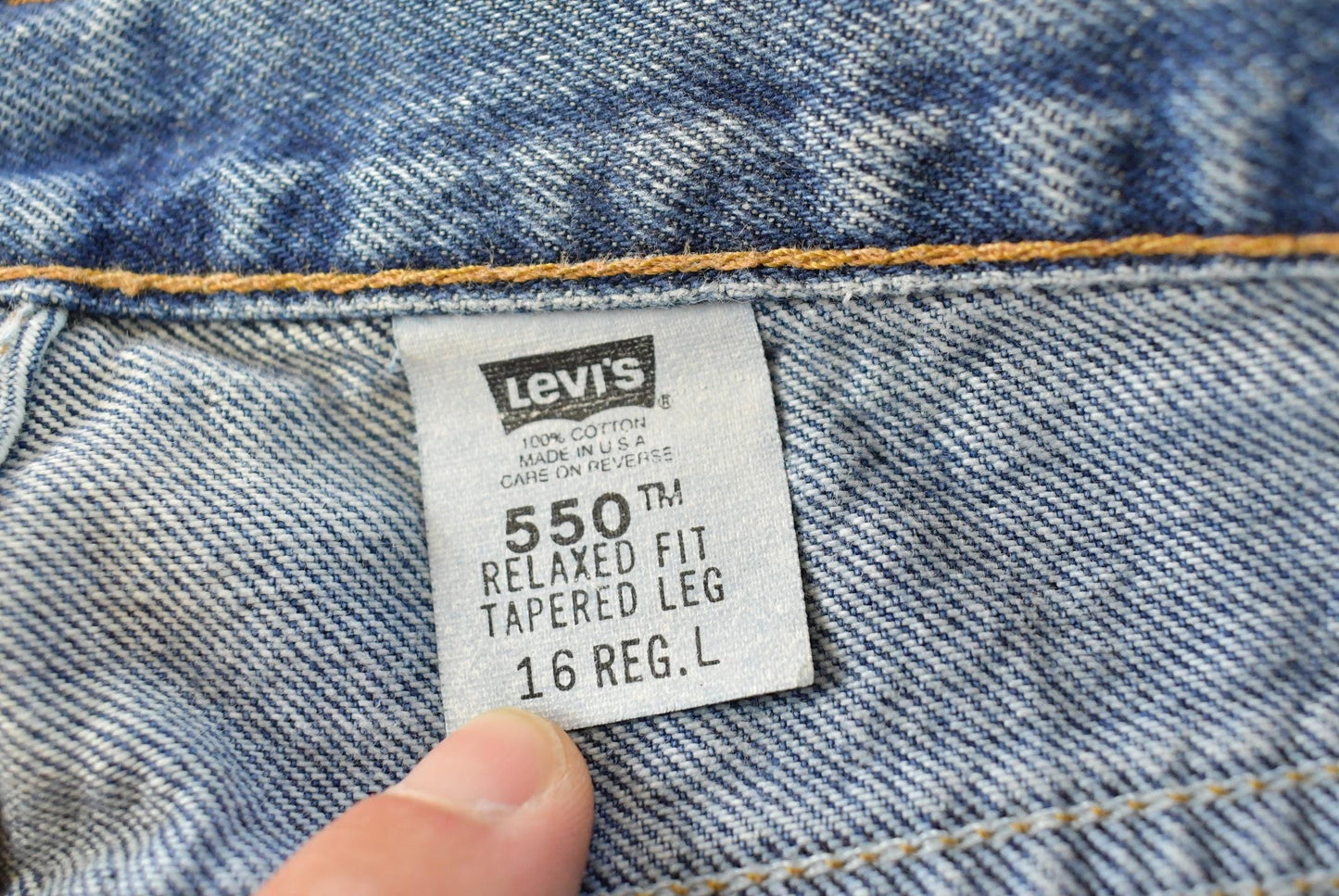 Vintage 1990s Levi's Distressed 550 Relaxed Fit Denim Jeans Women's 33 x 32.5