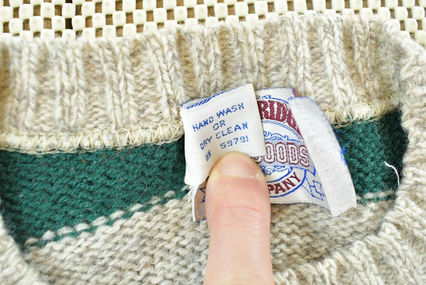 Vintage 1990s Cambridge Dry Goods Striped Knit Wool Crewneck Sweater Men's S