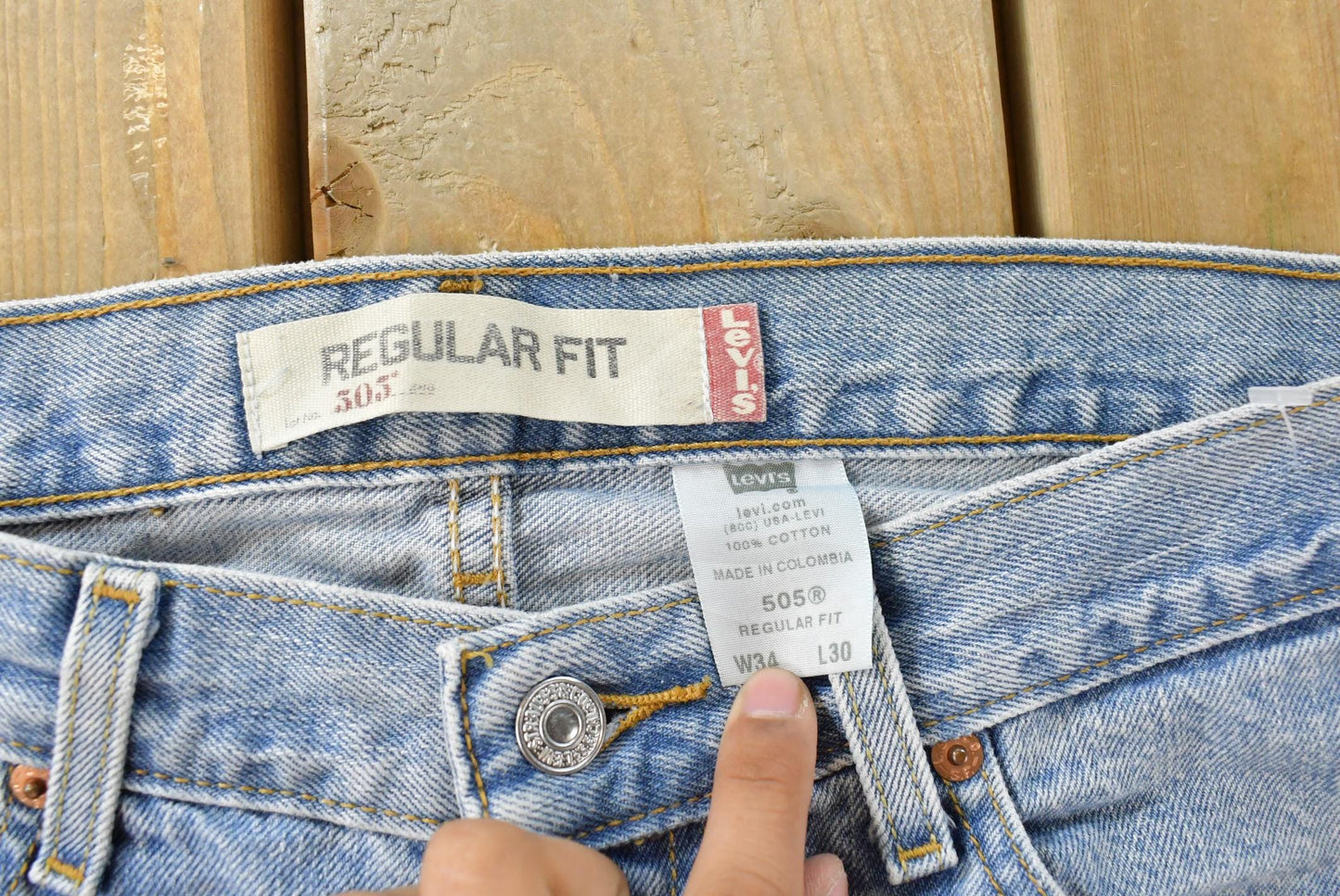 Vintage 2000s Levi's 505 Regular Fit Denim Jeans Men's 33 x 28.5