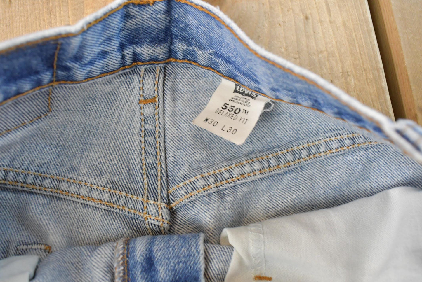 Vintage 1990s Levi's 550 Relaxed Fit Distressed Denim Jeans Men's 28 x 29