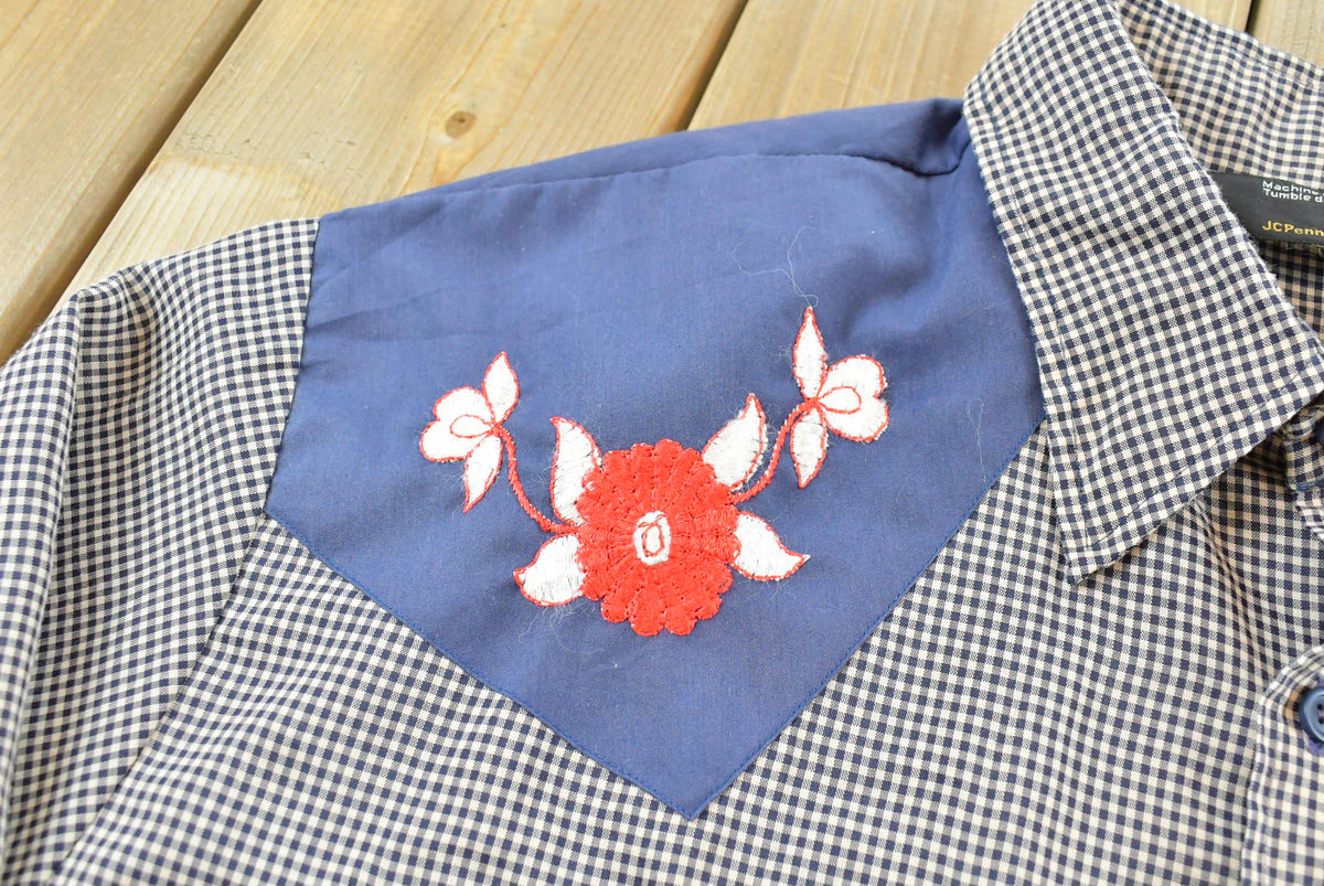 Vintage 1980s JC Penney Western Gingham Flower Embroidered Button Up Shirt Men's XL