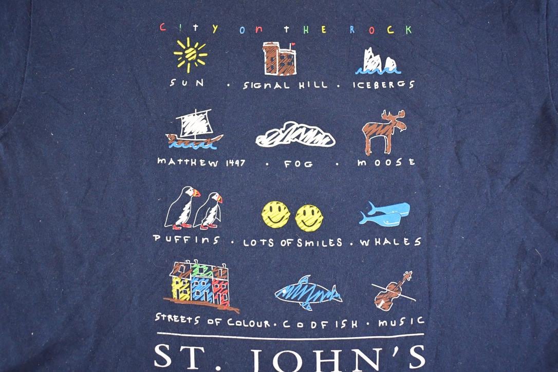 Vintage 1990's St John's Newfoundland Souvenir Travel T-Shirt Mens M