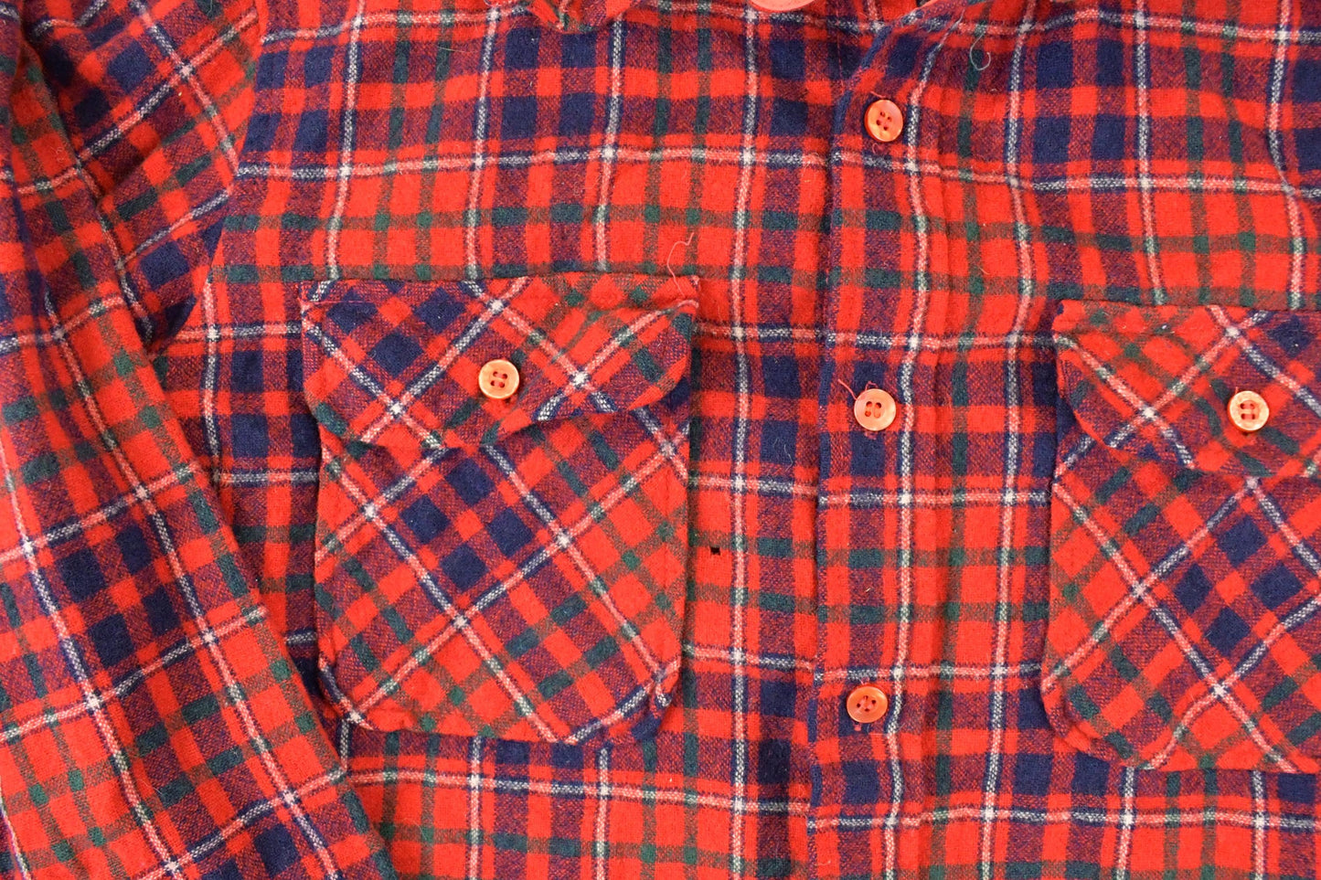 Vintage 1980s HW Virgin Wool Classic Plaid Flannel Button Up Shirt Men's M