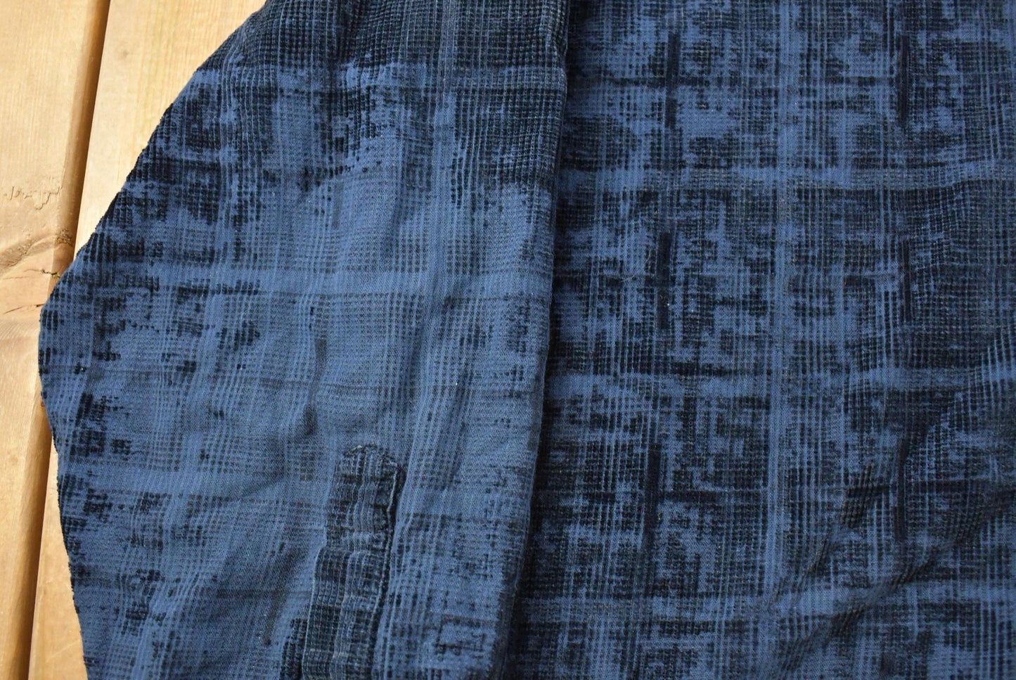Vintage 1990s Textured Button Up Shirt Men's Large