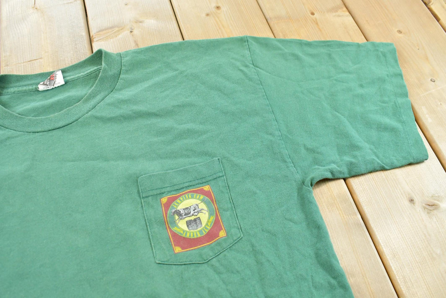 Vintage 1990s Trader Joe's Jumping Cow Amber Ale Souvenir T-Shirt Mens L