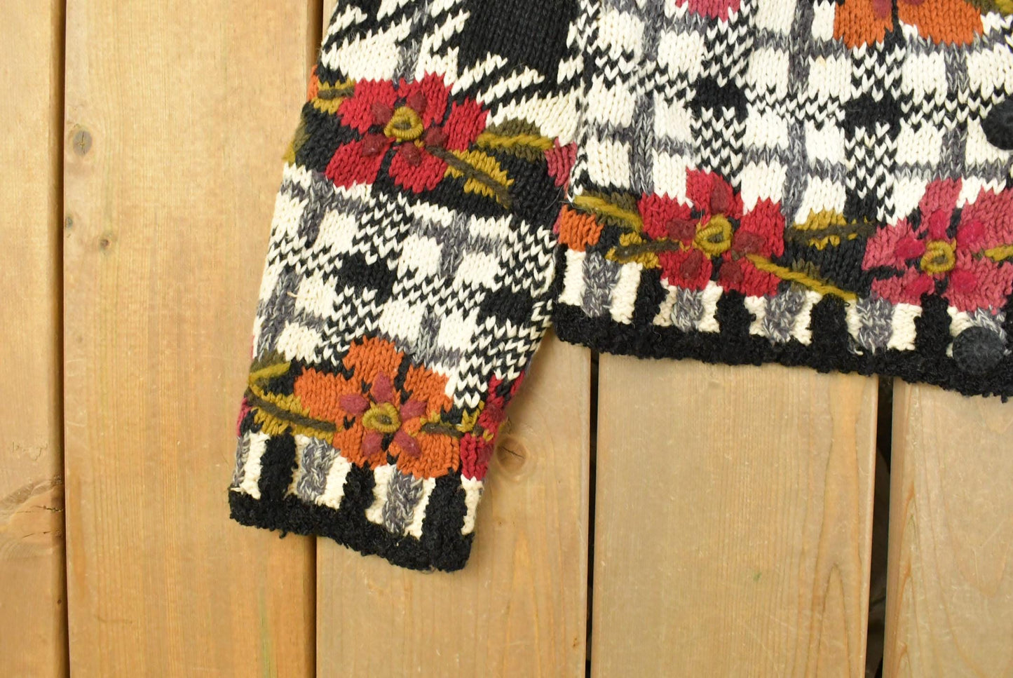 Vintage 1990s Jennifer & Company Hand Knit Floral Cardigan Sweater Women's S