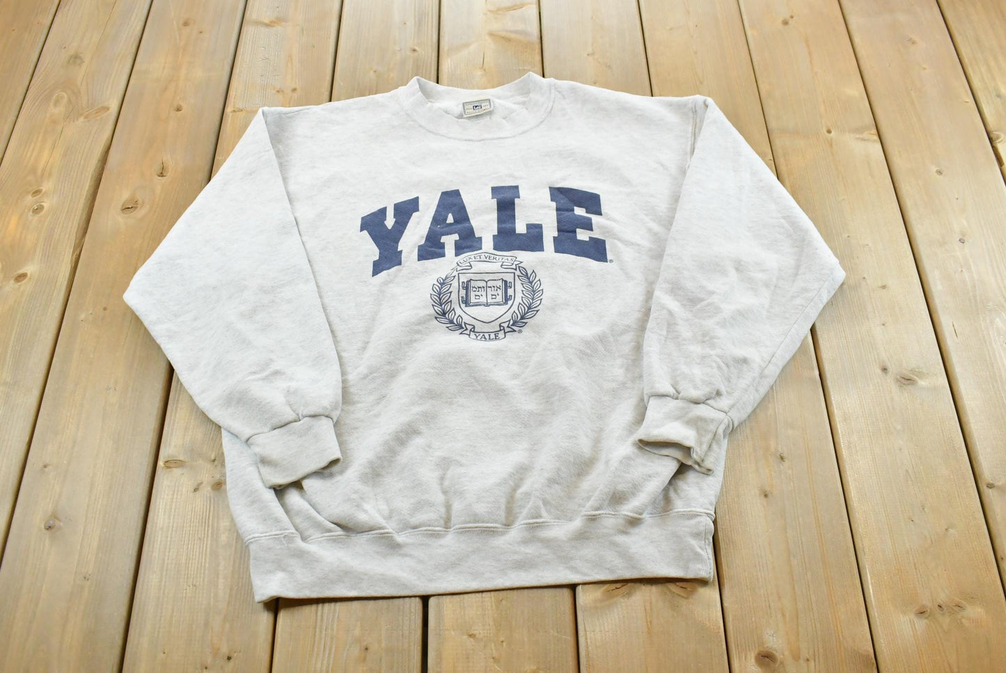 Vintage 2000s Yale University Crewneck Sweatshirt Men's M / 00s Collegiate Sweater / Bulldogs / Ivy League / Y2K Streetwear