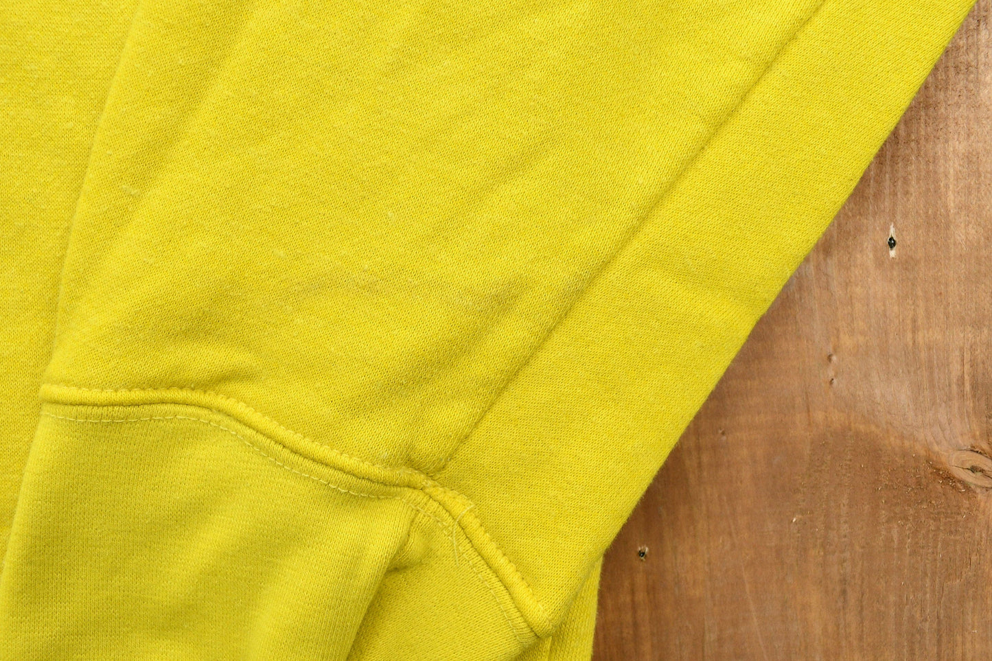1990s Michigan Wolverines Crewneck Sweatshirt Men's Medium from propervintagecanada