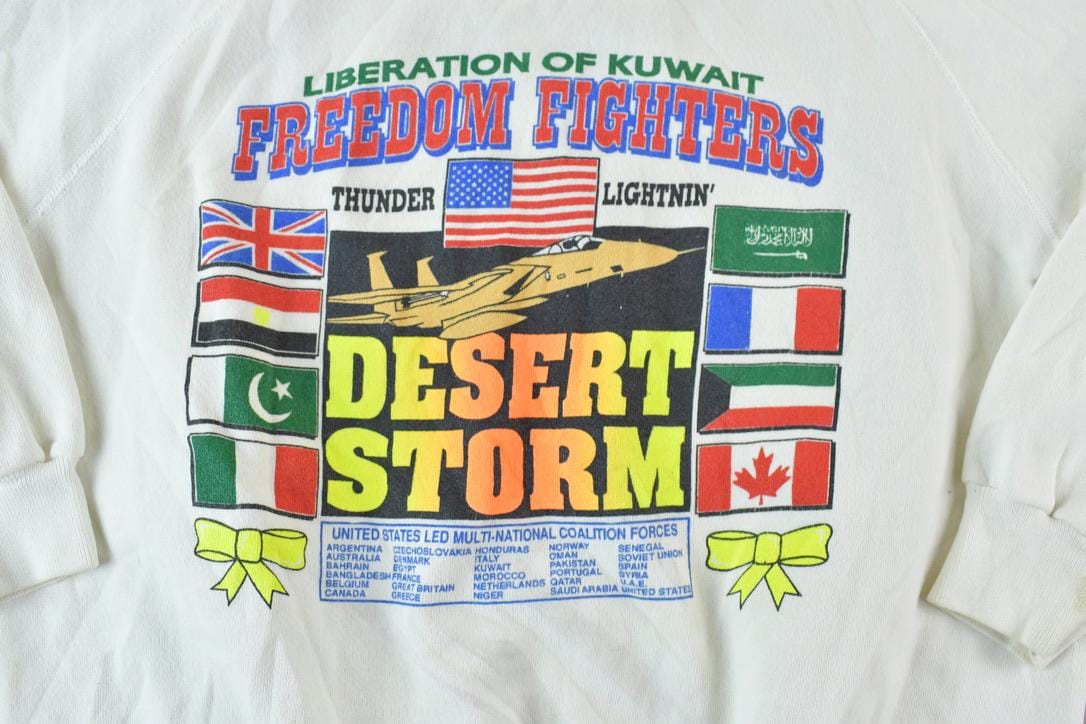 1991 Vintage Desert Storm Military Crewneck Sweatshirt Men's Large from propervintagecanada