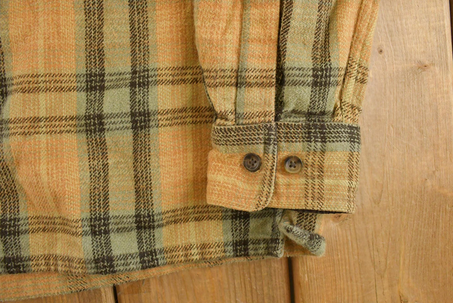 Vintage 1990s St. John's Bay Plaid Flannel Button Up Shirt Men's M