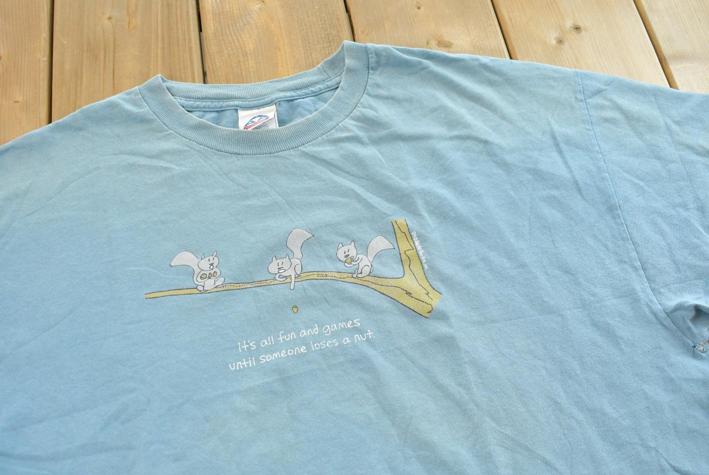Vintage 2000s Fun and Games Squirrel T-Shirt Mens XL