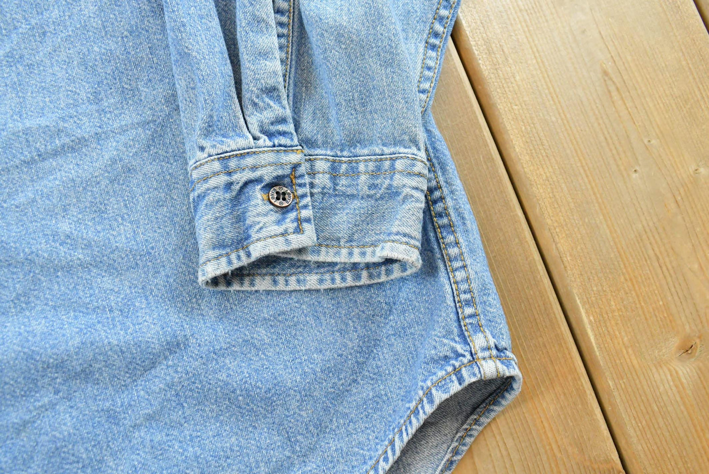 Vintage 1990s Levis Red Tab Denim Button Up Shirt Men's XL / Western Style / 90s Streetwear / Made in Hong Kong