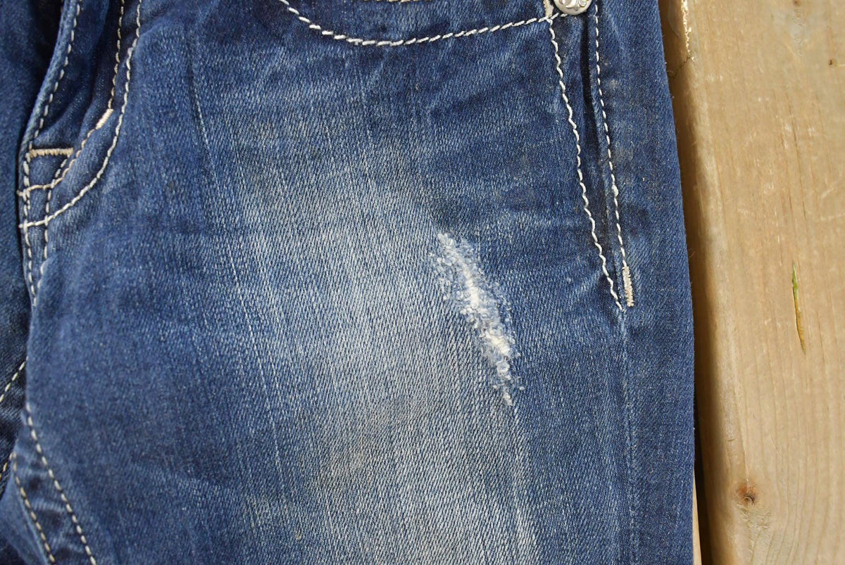 Vintage Y2K Miss Me Bedazzled Low Rise Jeans Women's 27 x 33