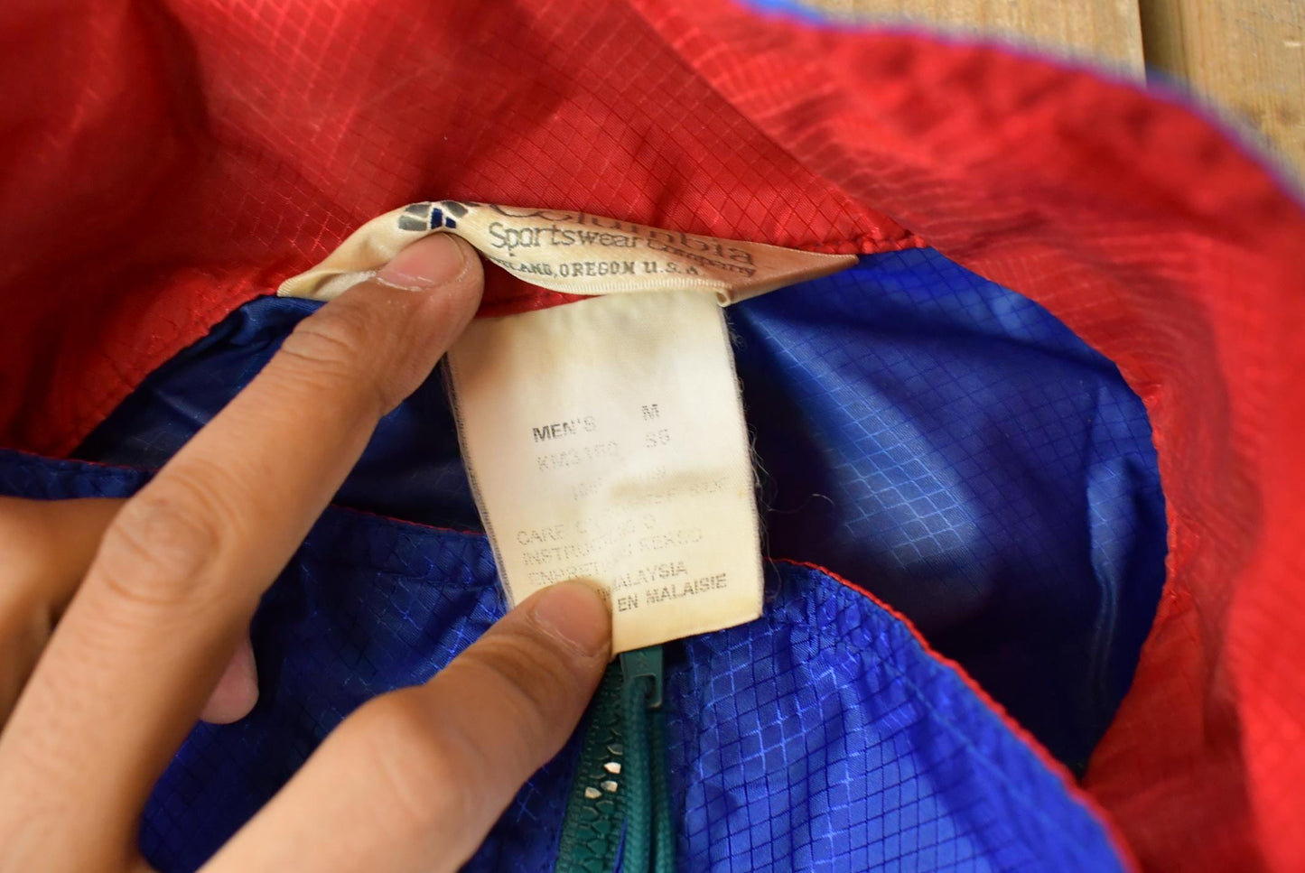 Vintage 1990s Columbia Sportswear Full Zip Windbreaker Jacket Men's Medium