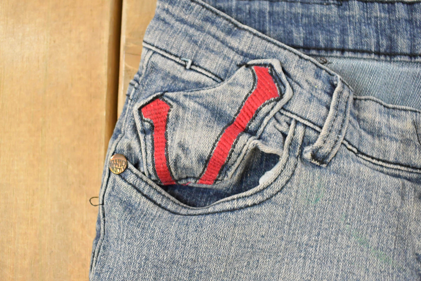 Vintage Y2K Von Dutch Denim Jeans Youth 28 x 28