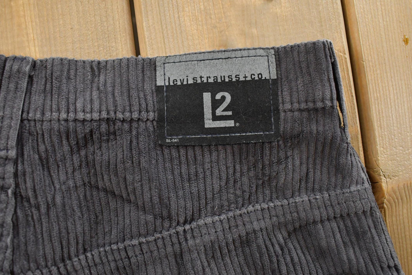 Vintage 1980s Levi's L2 Student Baggy Corduroy Pants Women's 28 x 30