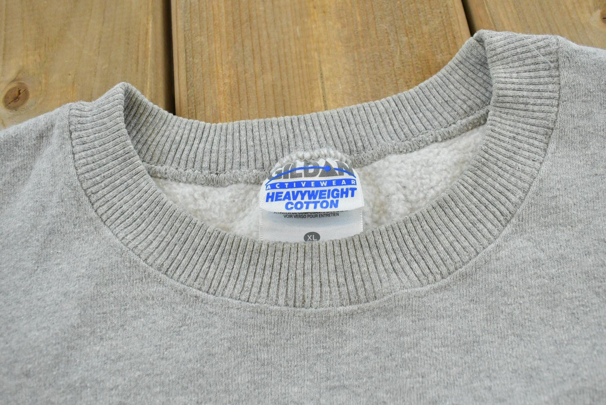 Vintage 1990s Men Don't Need Instructions Mills Fleet Farm Farming Funny Promotional Souvenir Crewneck Sweatshirt Men's M