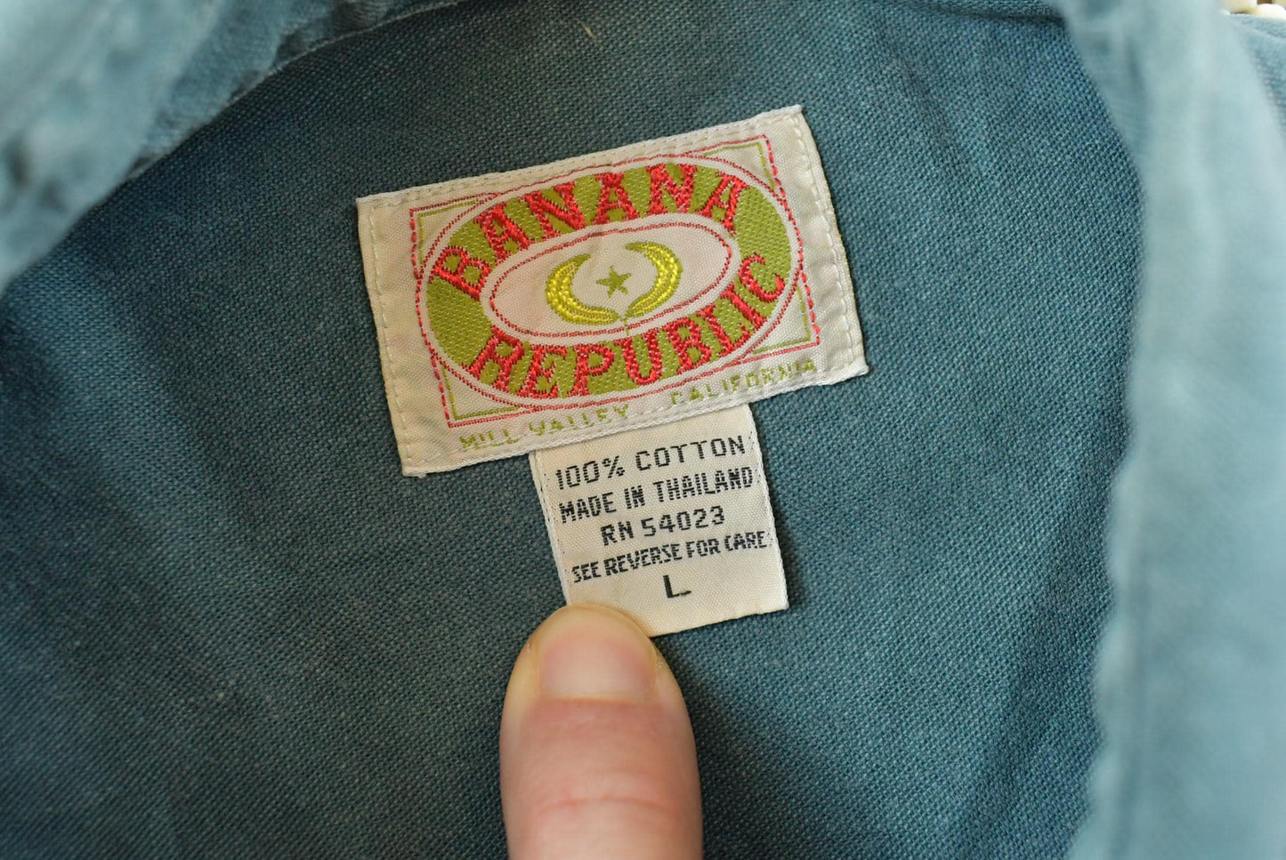 Vintage 1990s Banana Republic Button Up Shirt Men's XL / Basic Layering / Essentials / 90s Streetwear