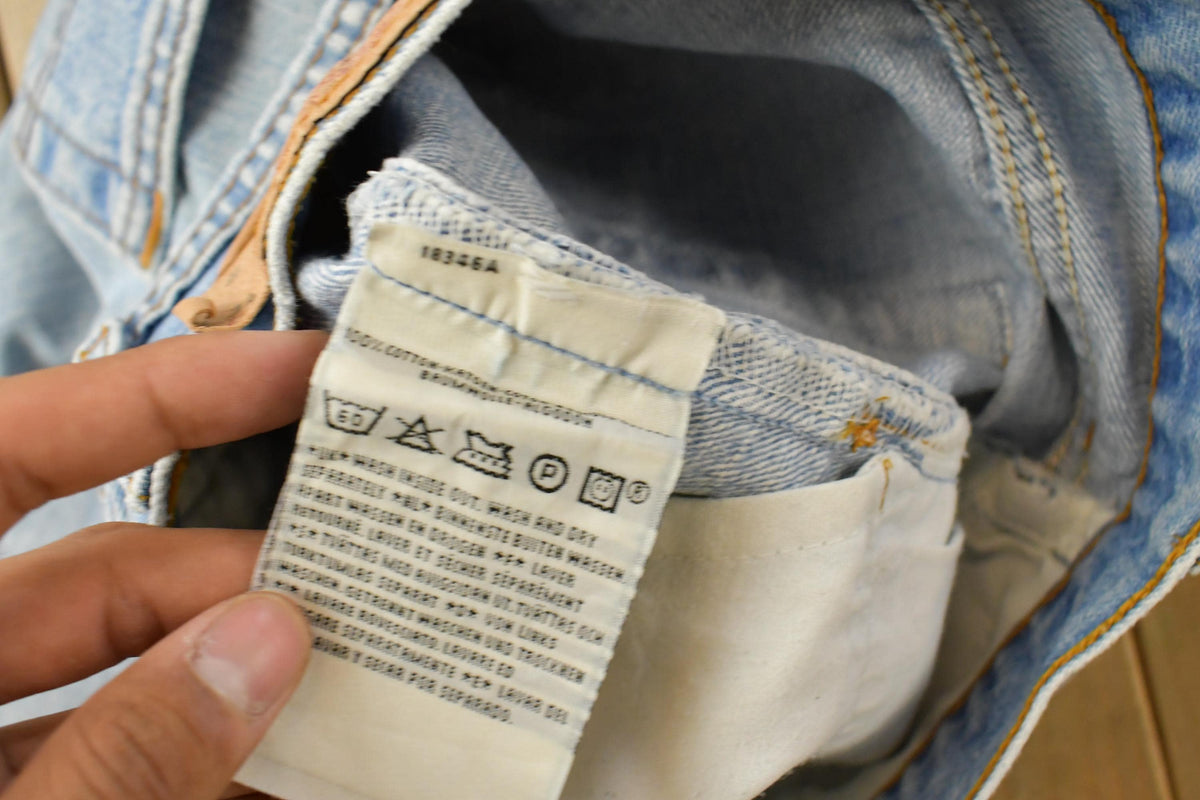 Vintage 1990s Levi's 501 Original Fit Denim Jeans Men's 26 x 33