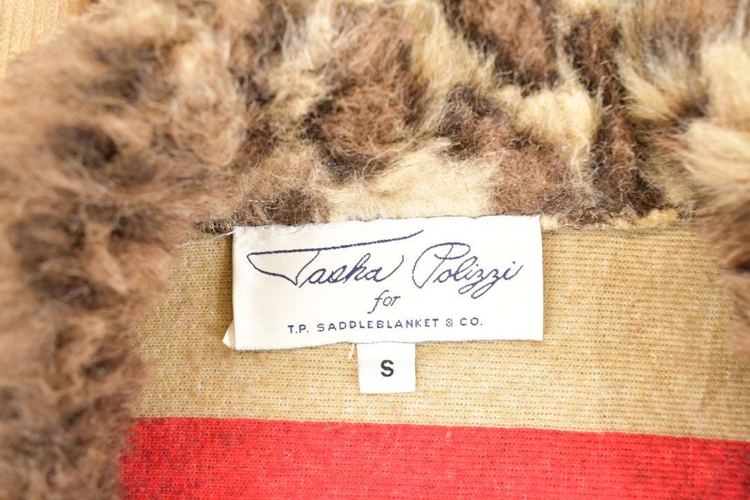 Vintage 1990s Tasha Polizzi Cheetah Cuff Fleece Outdoorsman Sweater Women's S / 90s Winter Sweatshirt / Fleece Hiking Zip up from propervintagecanada