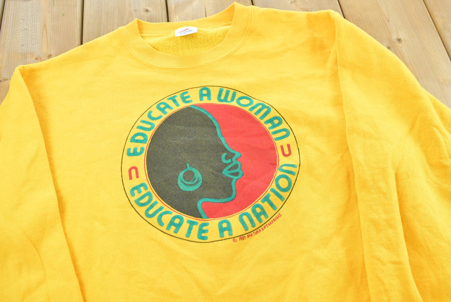 Vintage 1987 Educate A Woman Educate a Nation Feminism Crewneck Sweatshirt Men's L / Made in USA / 1980s Streetwear