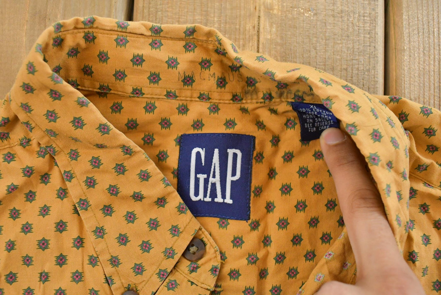 Vintage 1990s GAP All Over Print Button Up Shirt Men's XL