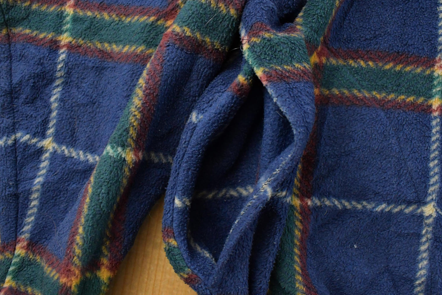 Vintage 1990s Munsingwear Golf Plaid Fleece Quarter Zip Sweater Men's XL
