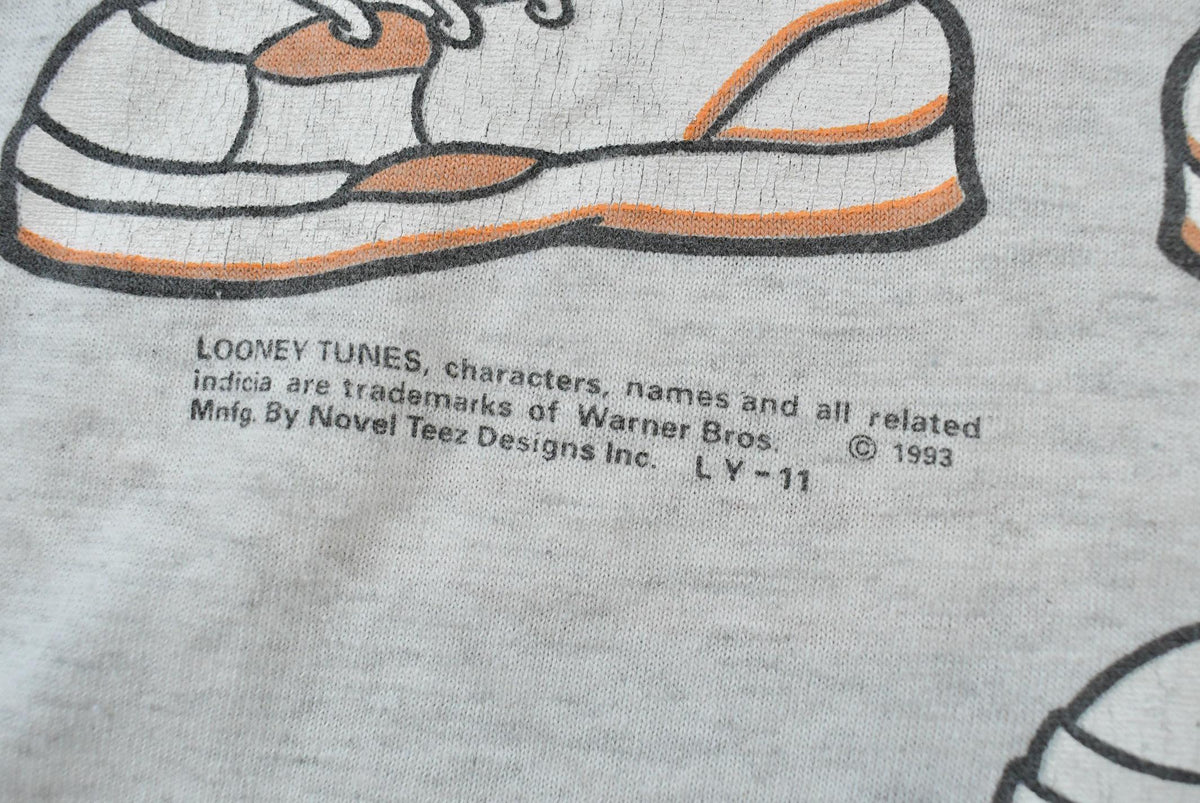 Vintage 1993 Bugs Bunny Taz Wile E Coyote Hip Hop Looney Tunes Cartoon T-Shirt Men's XL