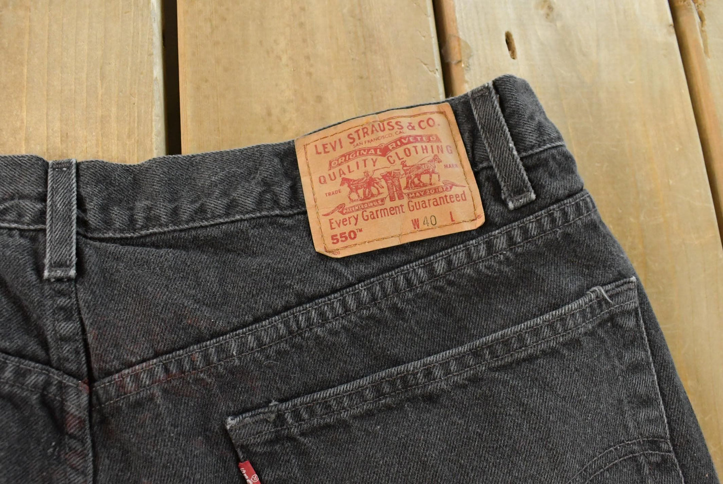 Vintage 90s Levi's 550 Relaxed Fit Denim Jean Shorts Men's 38
