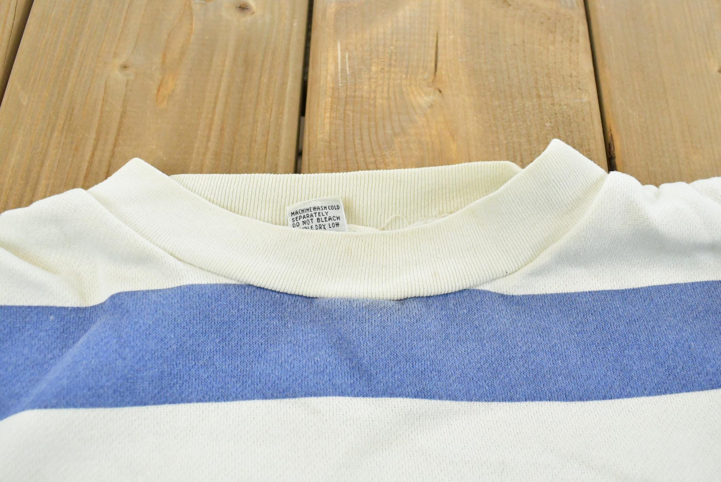 Vintage 1980s 10th Gear Striped Globe Print Crewneck Sweatshirt Men's M