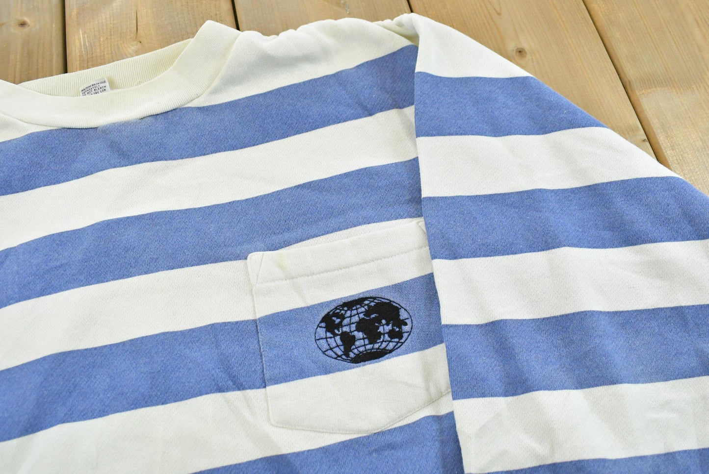 Vintage 1980s 10th Gear Striped Globe Print Crewneck Sweatshirt Men's M