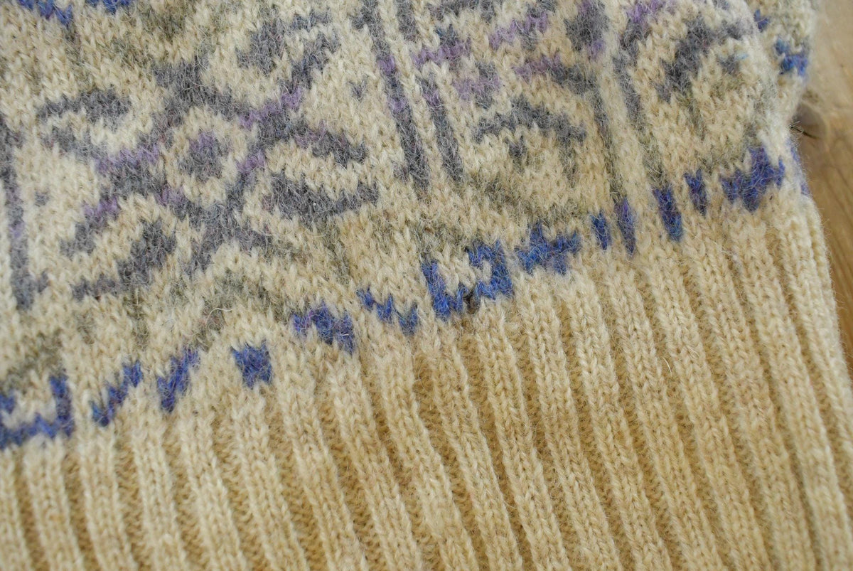 Vintage 1990s Colours Alexander Julian Knit Shetland Wool Argyle Crewneck Sweater Men's S / 90s Knitted Sweatshirt / Made in Hong Kong