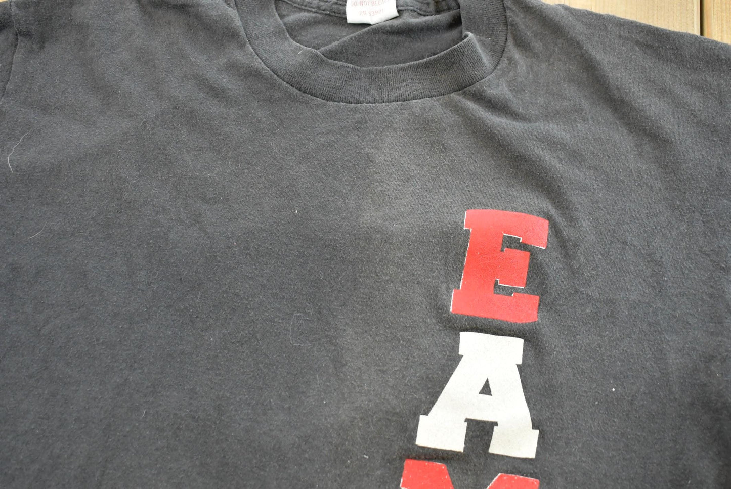 Vintage 1990s EAMS Big E Souvenir Graphic Print T-Shirt Mens M