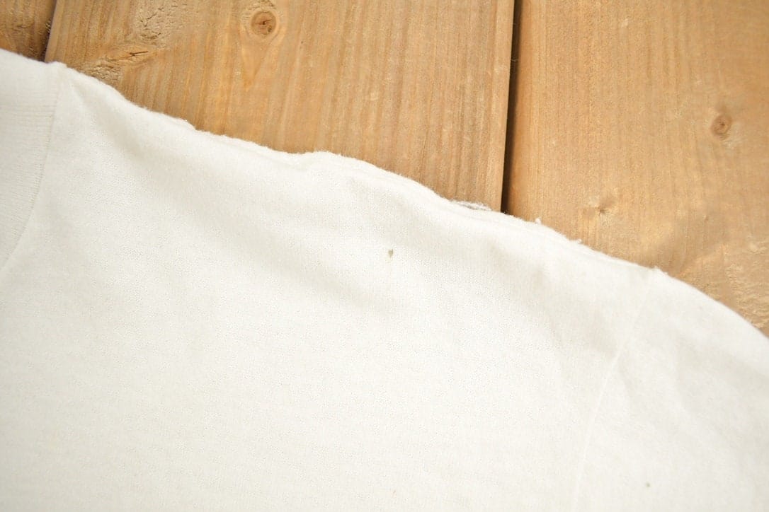 Vintage 1990s Salem Cigarettes "Comin To The Fresh Side" Graphic T-Shirt Men's Large