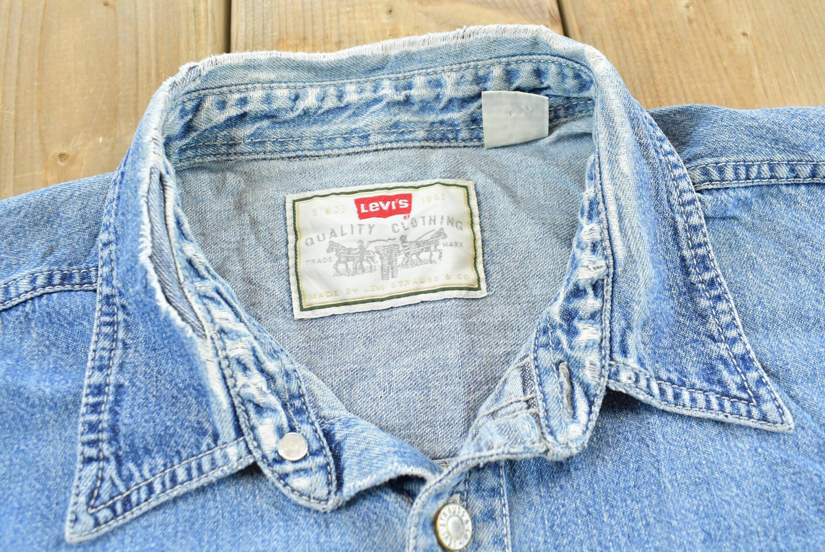 Vintage 1990s Distressed Levis Red Tab Denim Heavyweight Button Up Shirt Men's XL