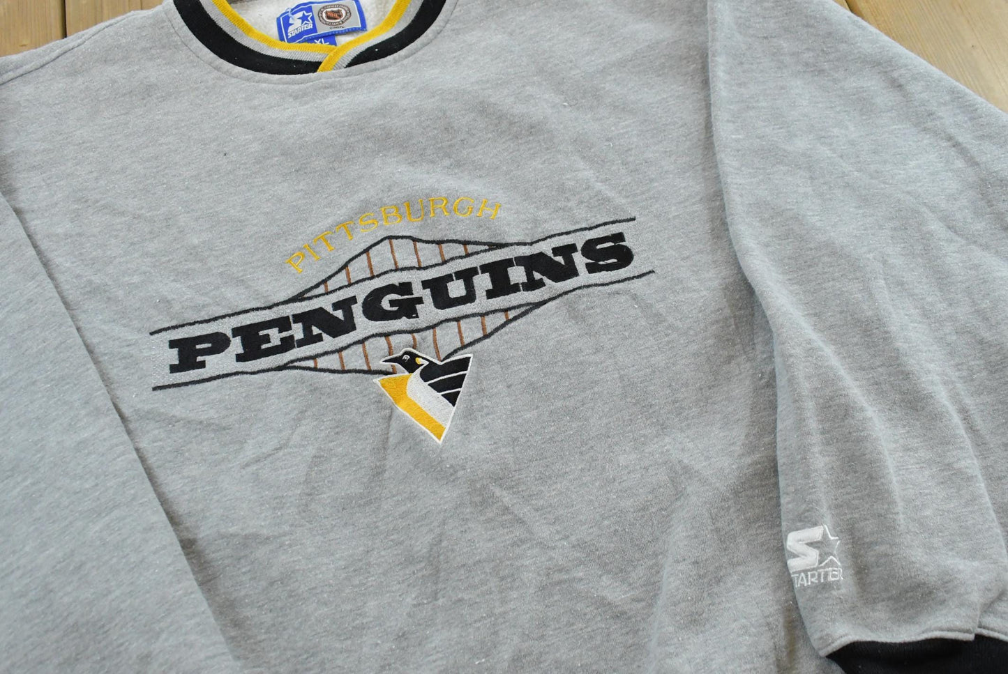 Vintage 1990s Starter Pittsburgh Penguins NHL Crewneck Sweatshirt Men's XL