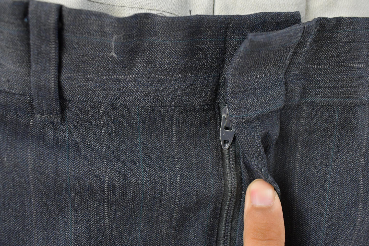 Vintage 1970s Pleated Pinstripe Trousers Men's 34 x 29.5