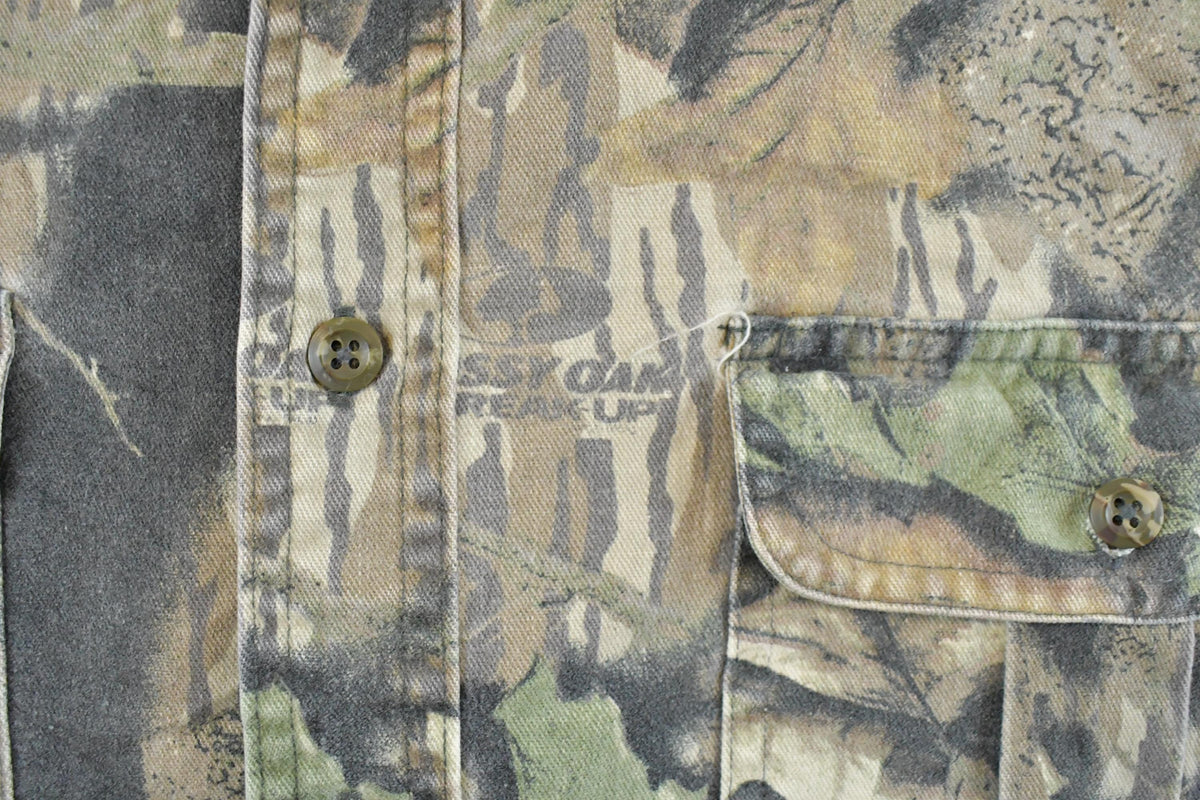 Vintage 1990s Mossy Oak Tree Camo Button Up Shirt Men's XL / 90s Button Up / Outdoorsman / Hunting Shirt