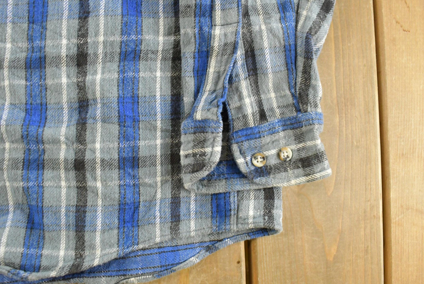Vintage 1990s North Crest Plaid Flannel Button Up Shirt Men's XL