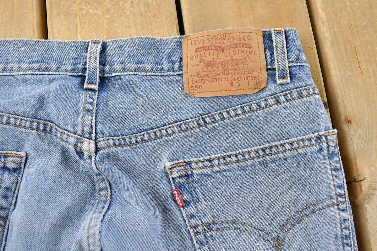 Vintage 1990s Levi's 550 Relaxed Denim Jeans Men's 35 x 31