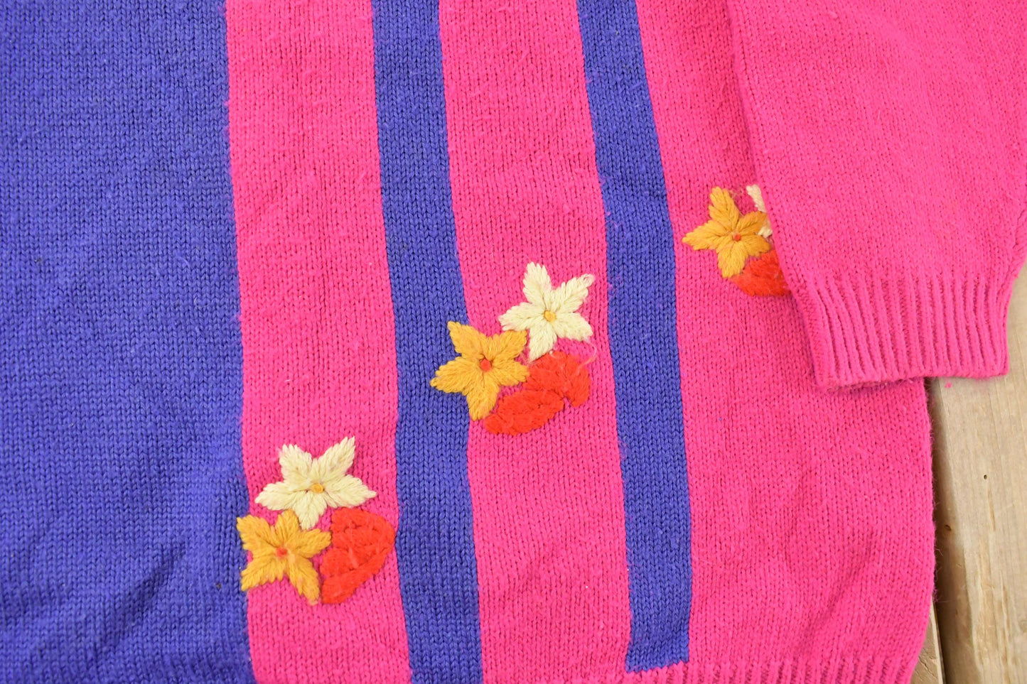 Vintage 1990s LL European Floral Knit Crewneck Sweater Women's XL