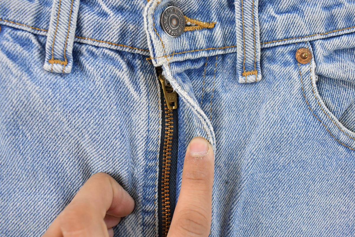 Vintage 1990s Levi's 550 Relaxed Fit Denim Jeans Men's 32 x 32
