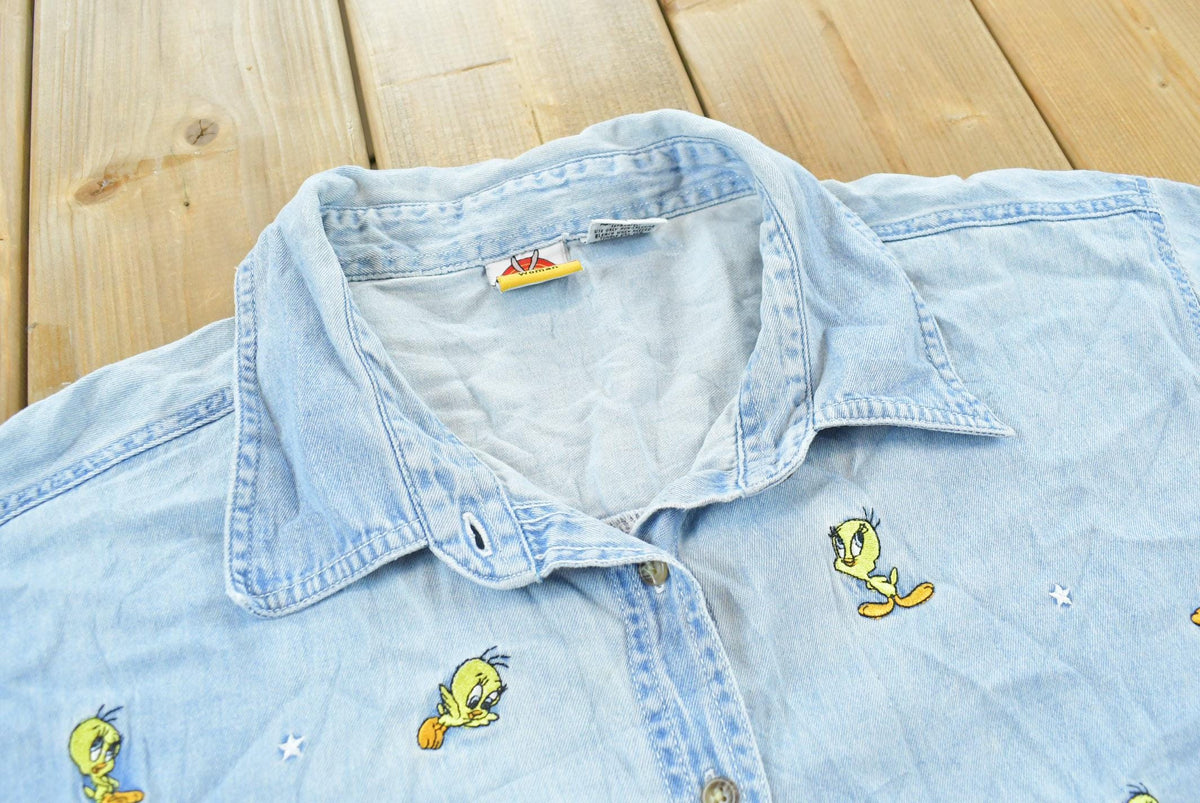 Vintage 1999 Warner Bros Looney Tunes Tweety Bird Embroidered Short Sleeve Denim Shirt Women's 3XL